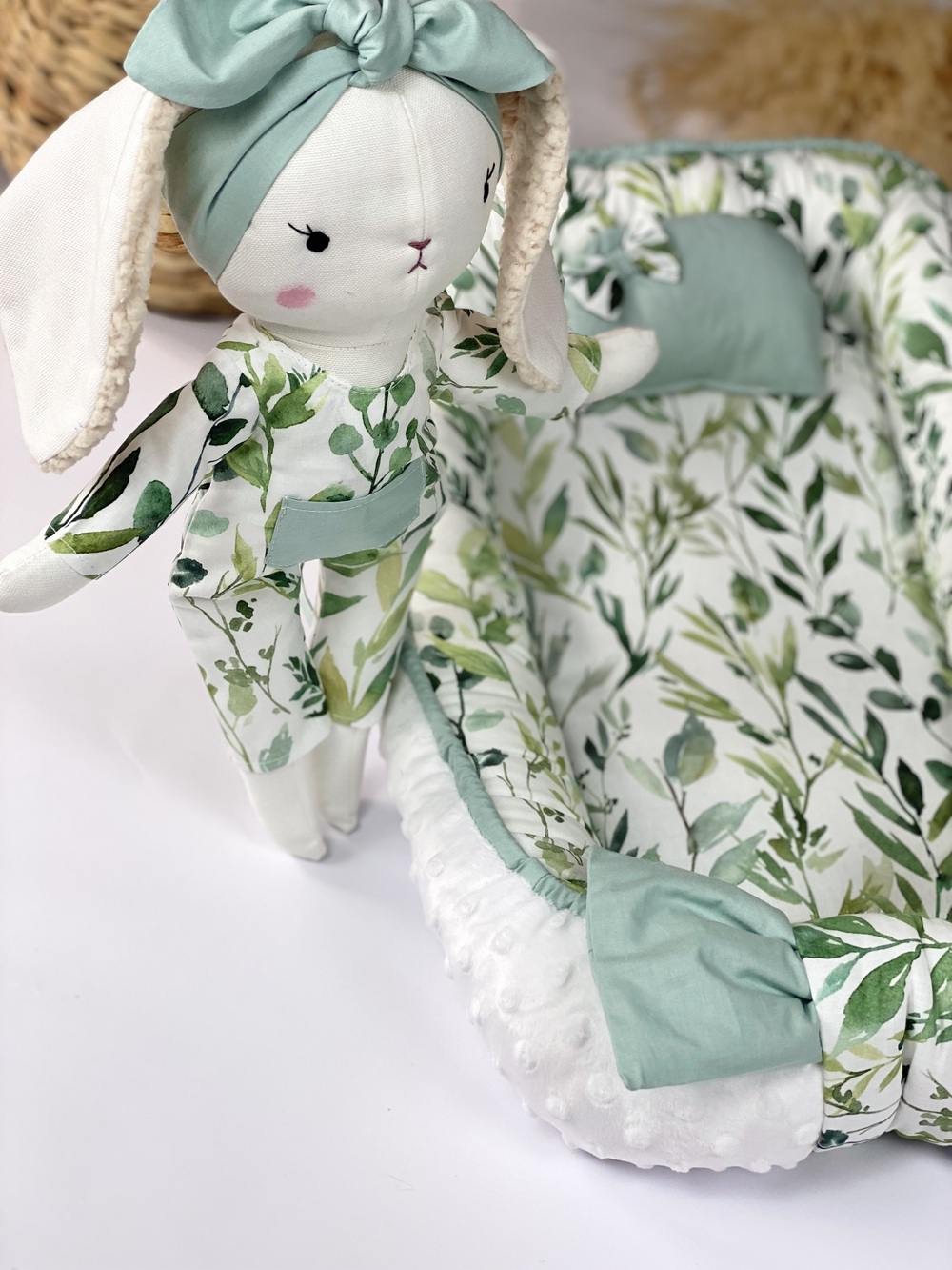Κούκλα Bunny Leaves με φωλιά - κρεβατάκι