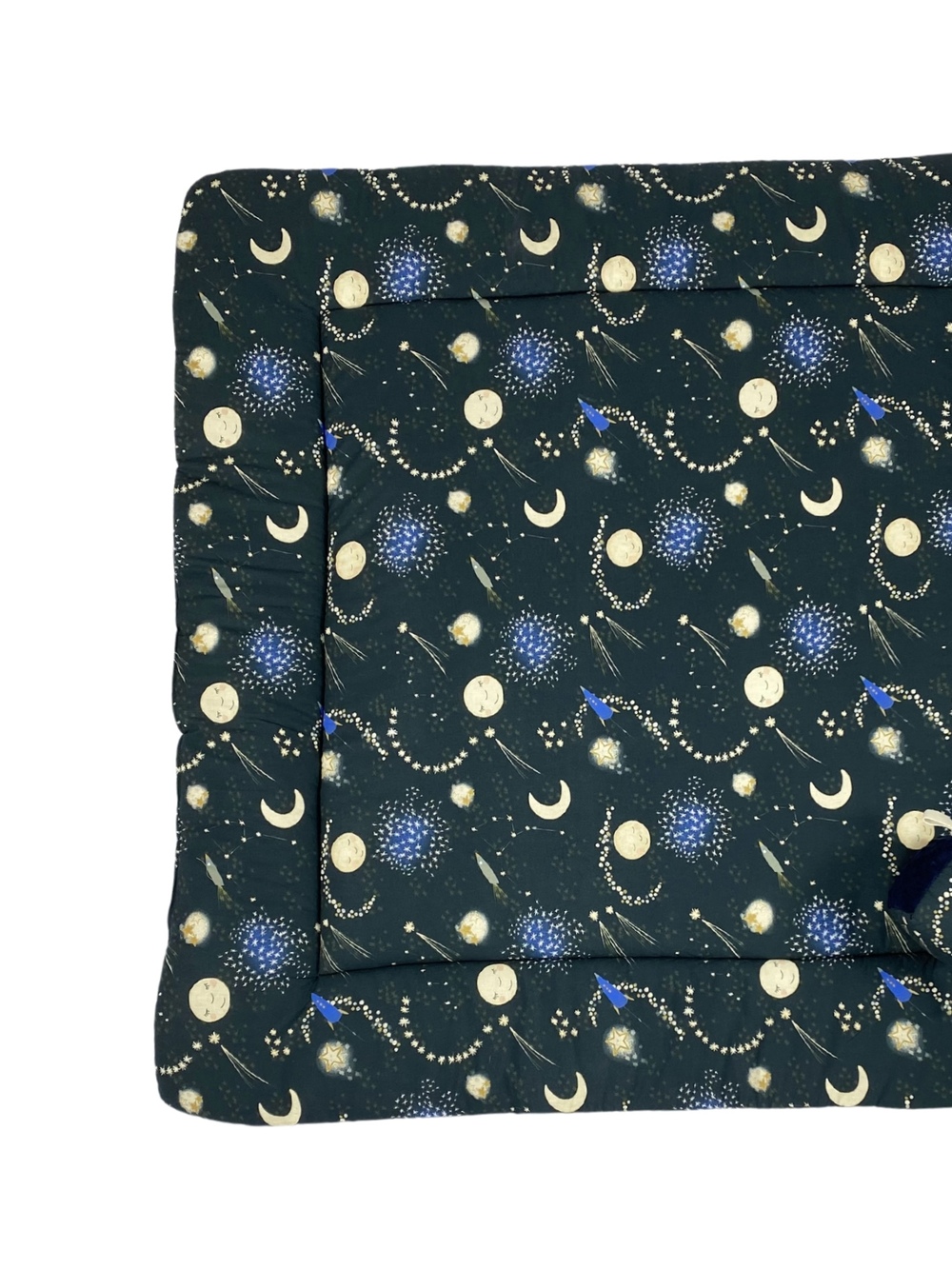 Activity Mat Night Sky  with a game of Cybos